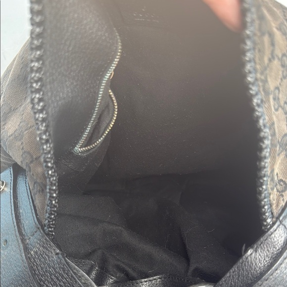 Gucci horse bit Black Quilted Shoulder Bag with Silver Hardware - Picture 11 of 14